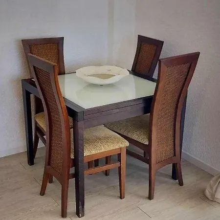 Apartamento Calle Sax 33 *